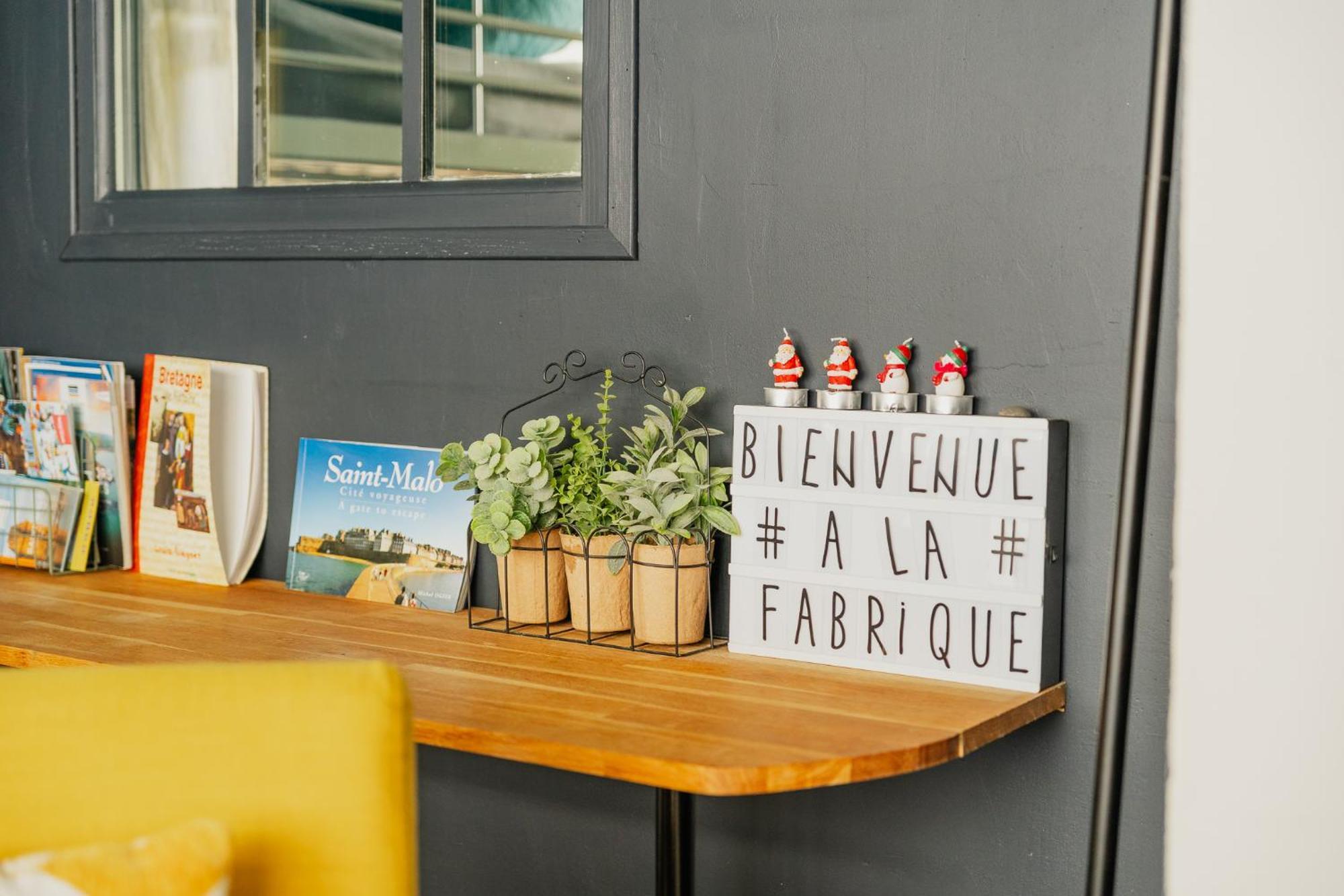 La Fabrique A Souvenirs Apartment *